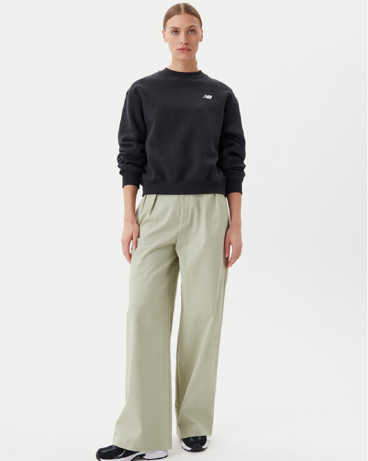 Image of Women's Blouse NEW BALANCE SHIRT ATHLETICS CLUB CREW